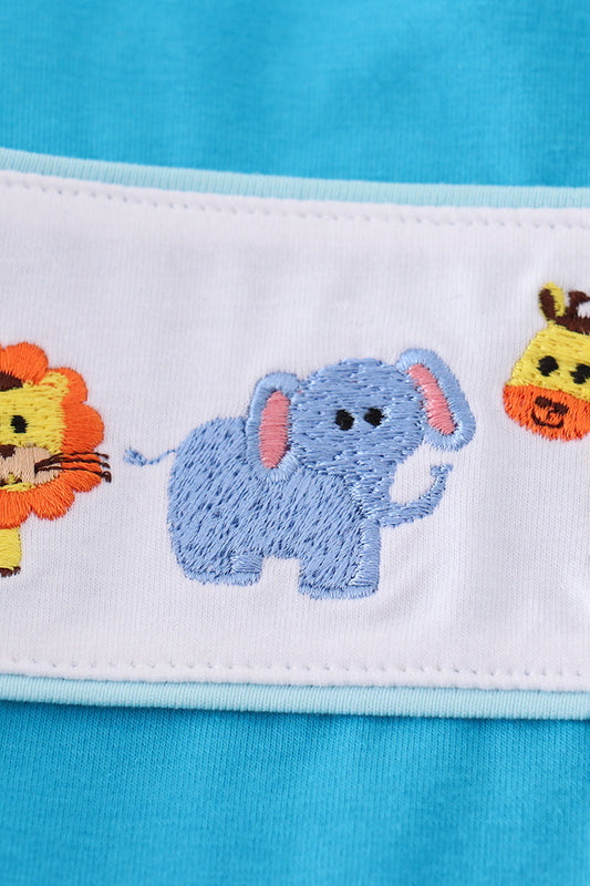 Blue seersucker animal embroidery set