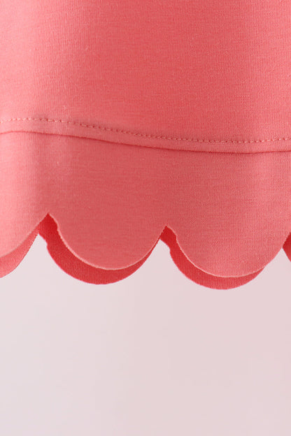 Coral scalloped active pants set
