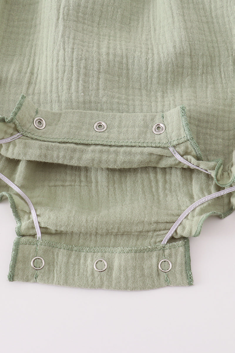 Premium sage ruffle bubble