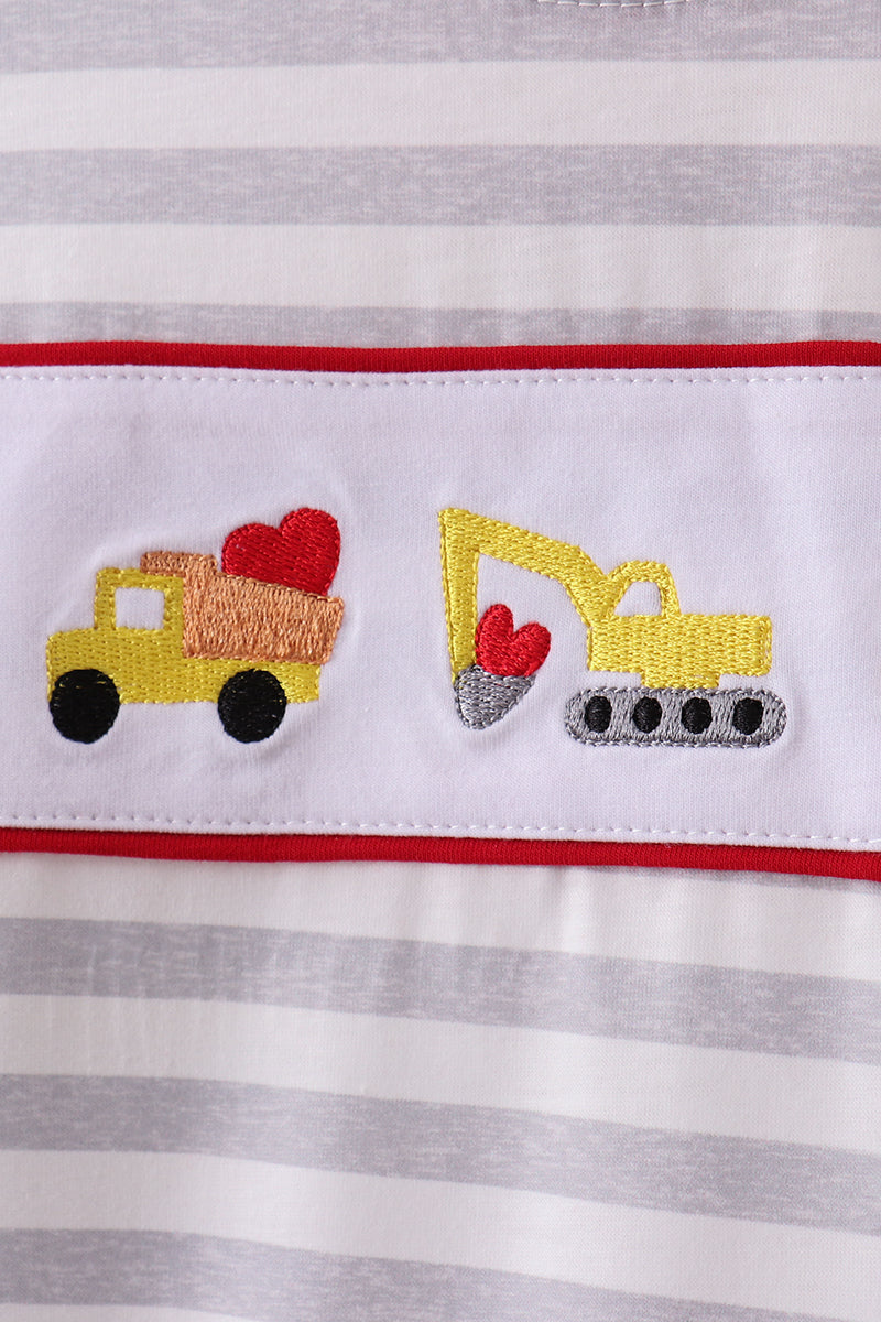 Red stripe construction embroidery pants set